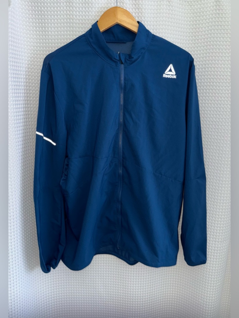 2/60$‎ Reebok Speedwick Running Jacket Blue Reflective size L - Picture 2 of 11